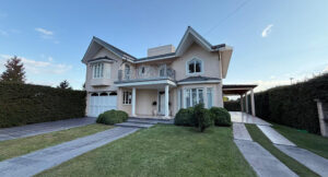 Casa en Venta / Av. Correa Tupungato